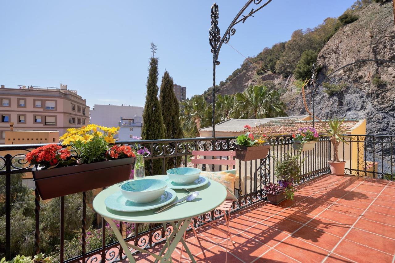 Villa Rosita Suites En Playa De La Malagueta Con Terraza Málaga Kültér fotó